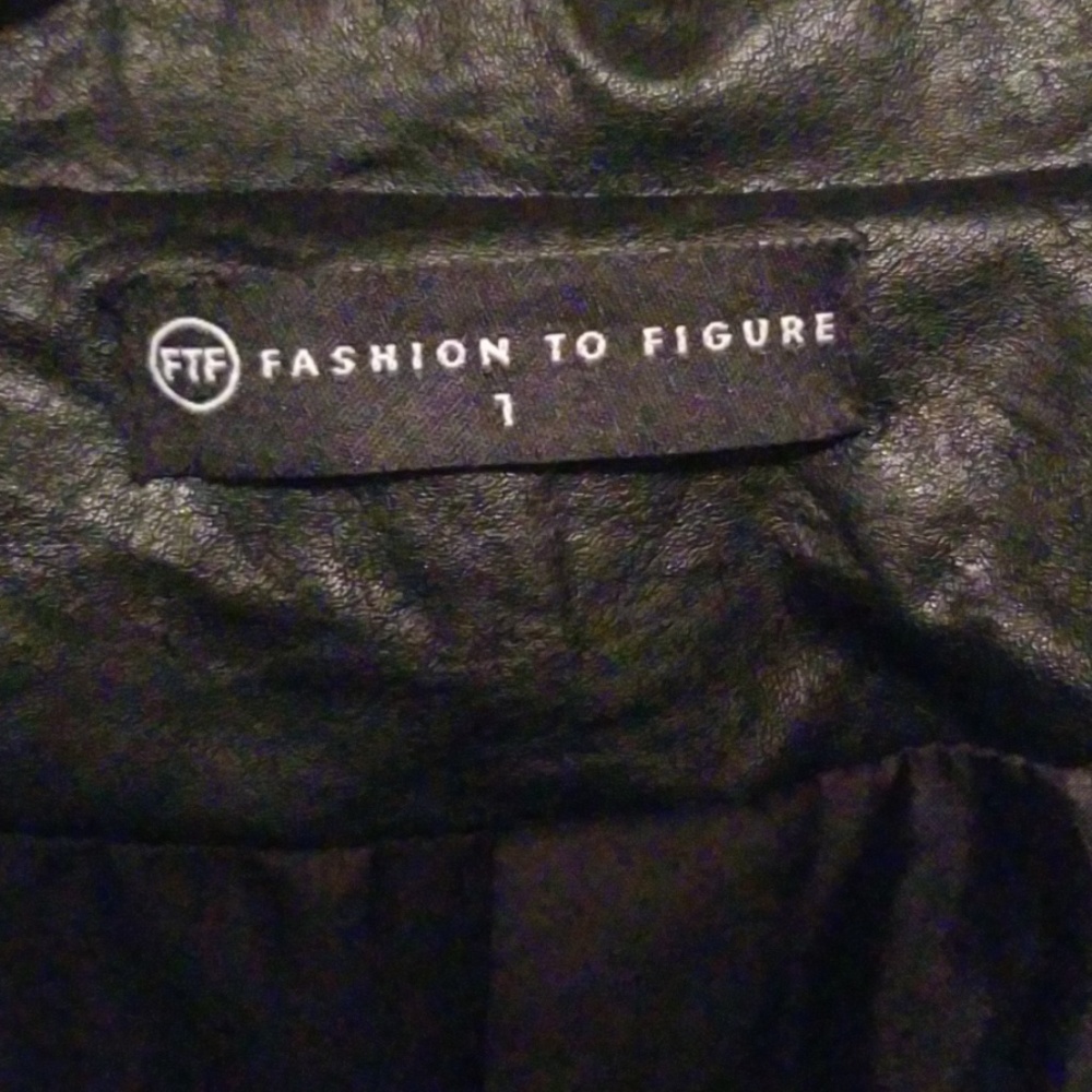 Leather jacket - Picture 3 of 5